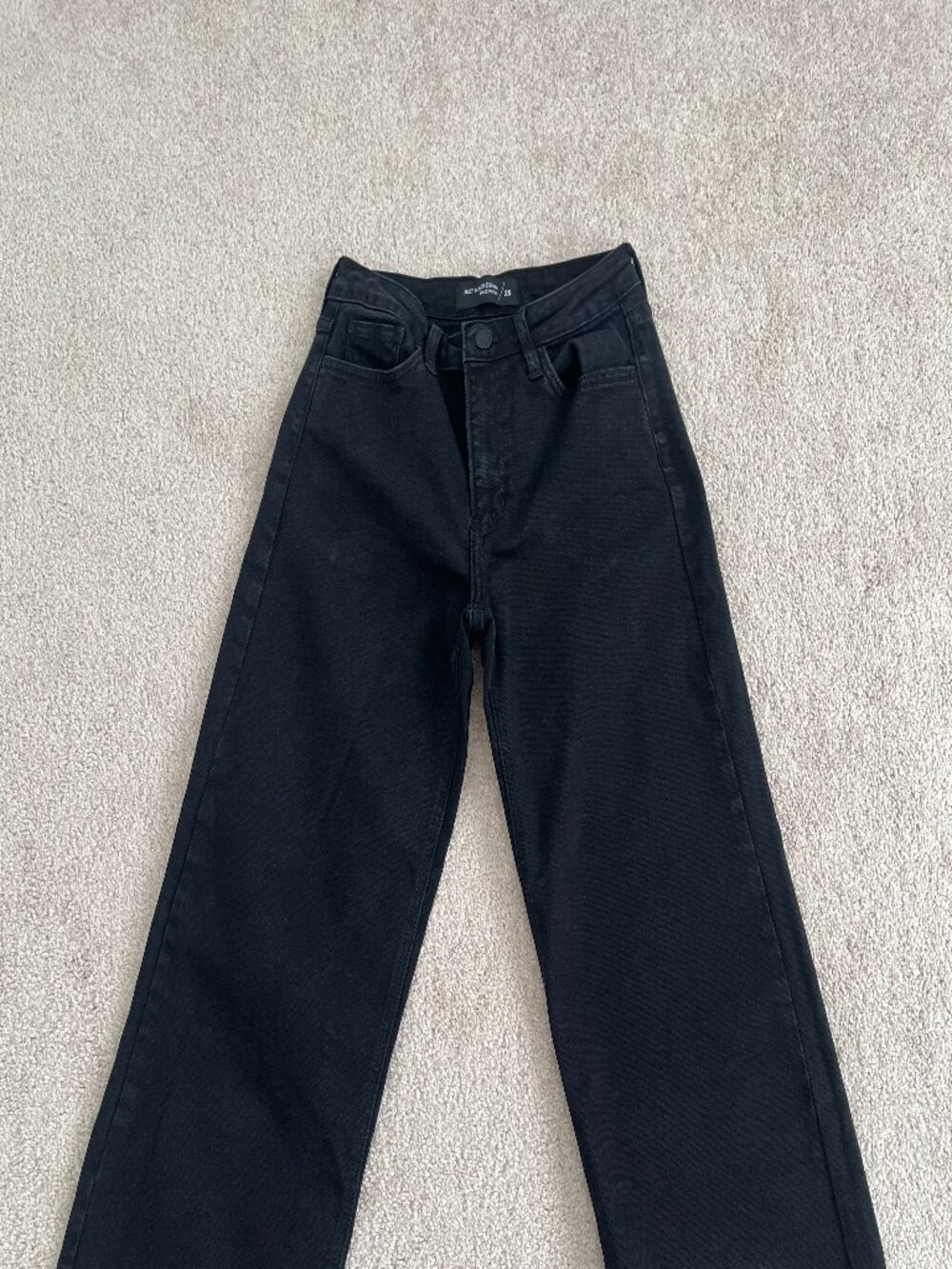 Black wide leg jeans